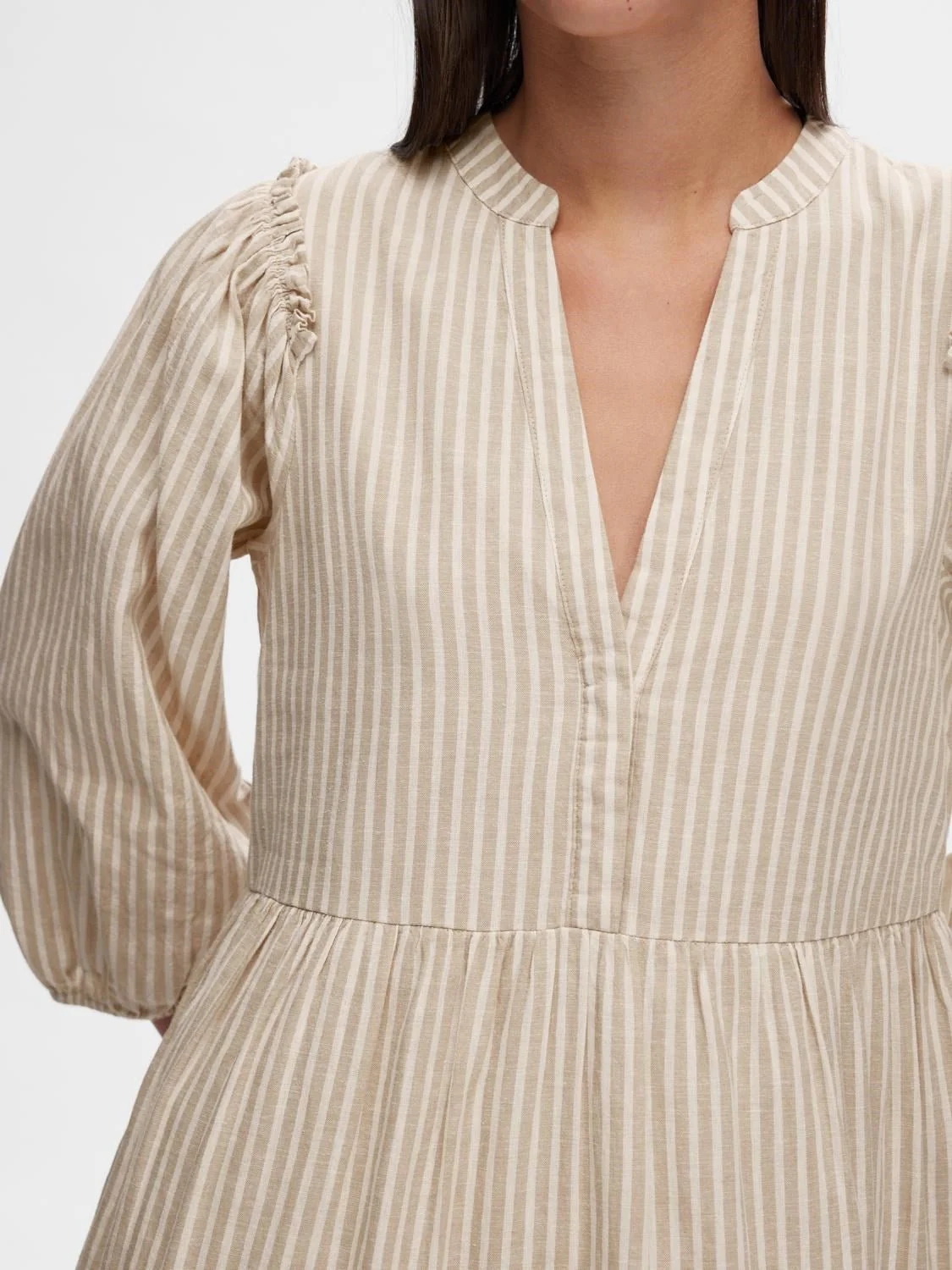 Hillie 3/4 Striped Short Linen Dressb Snow White Humus - Image 9