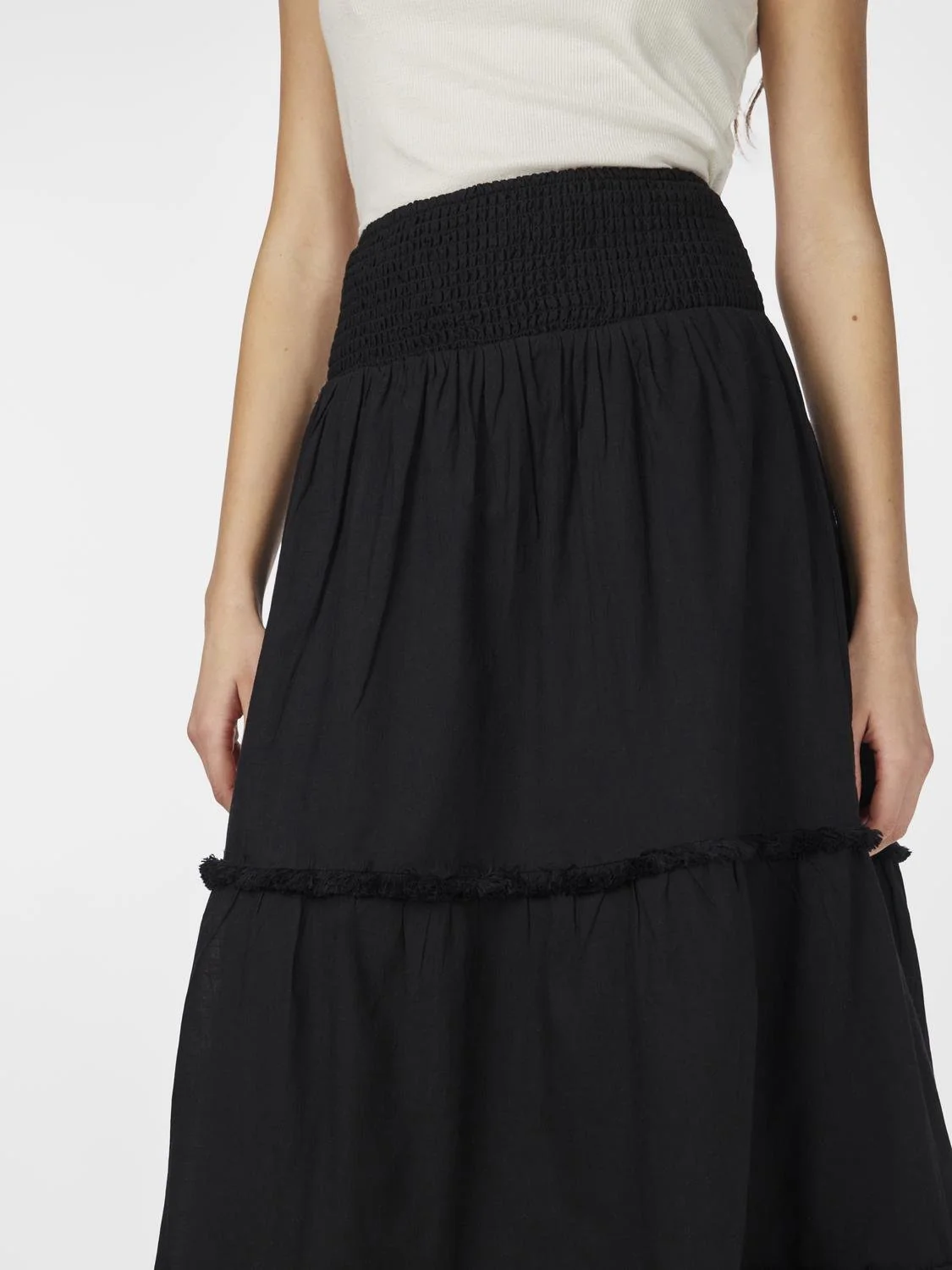 Yassila Hw Maxi Skirt  Black - Image 4