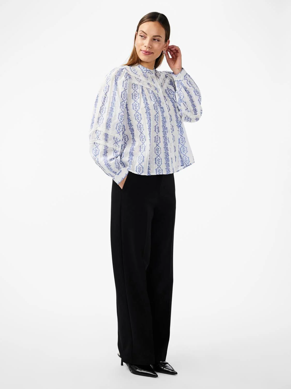 Yastovina Ls Shirt Star White Tovina Print - Image 4