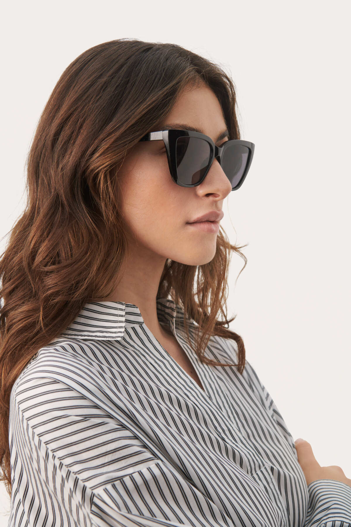Emanpw Sunglasses Black - Image 6