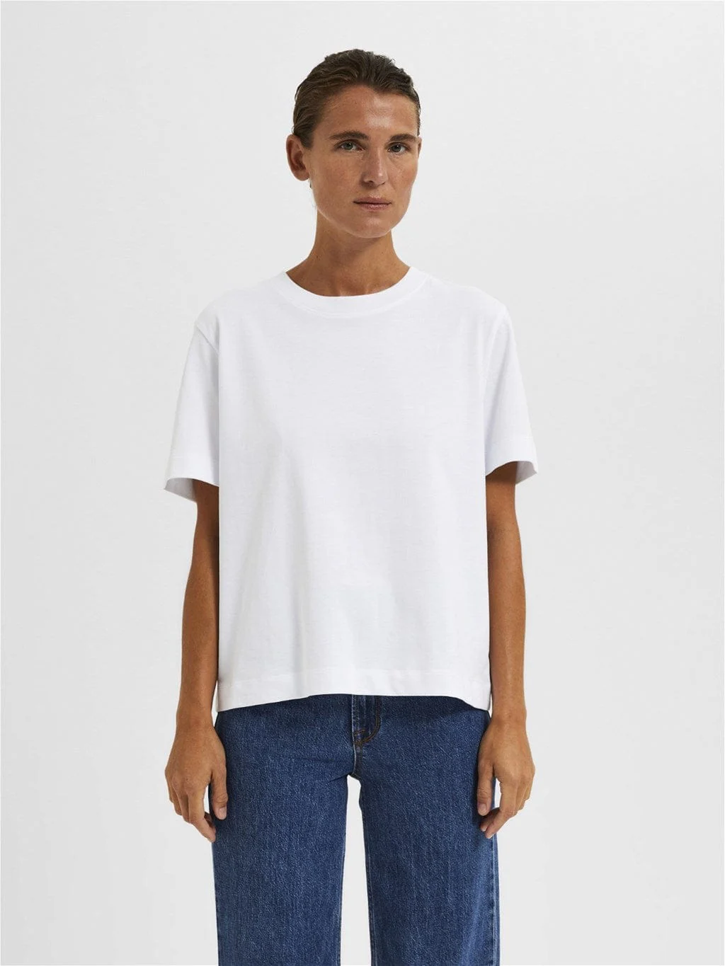 Essential Ss Boxy Tee Bright White - Image 5