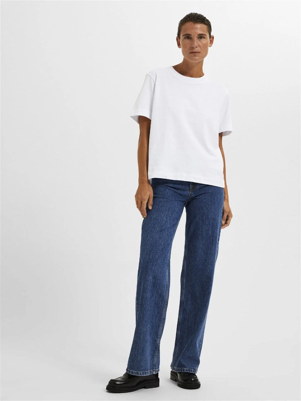 Essential Ss Boxy Tee Bright White - Image 6