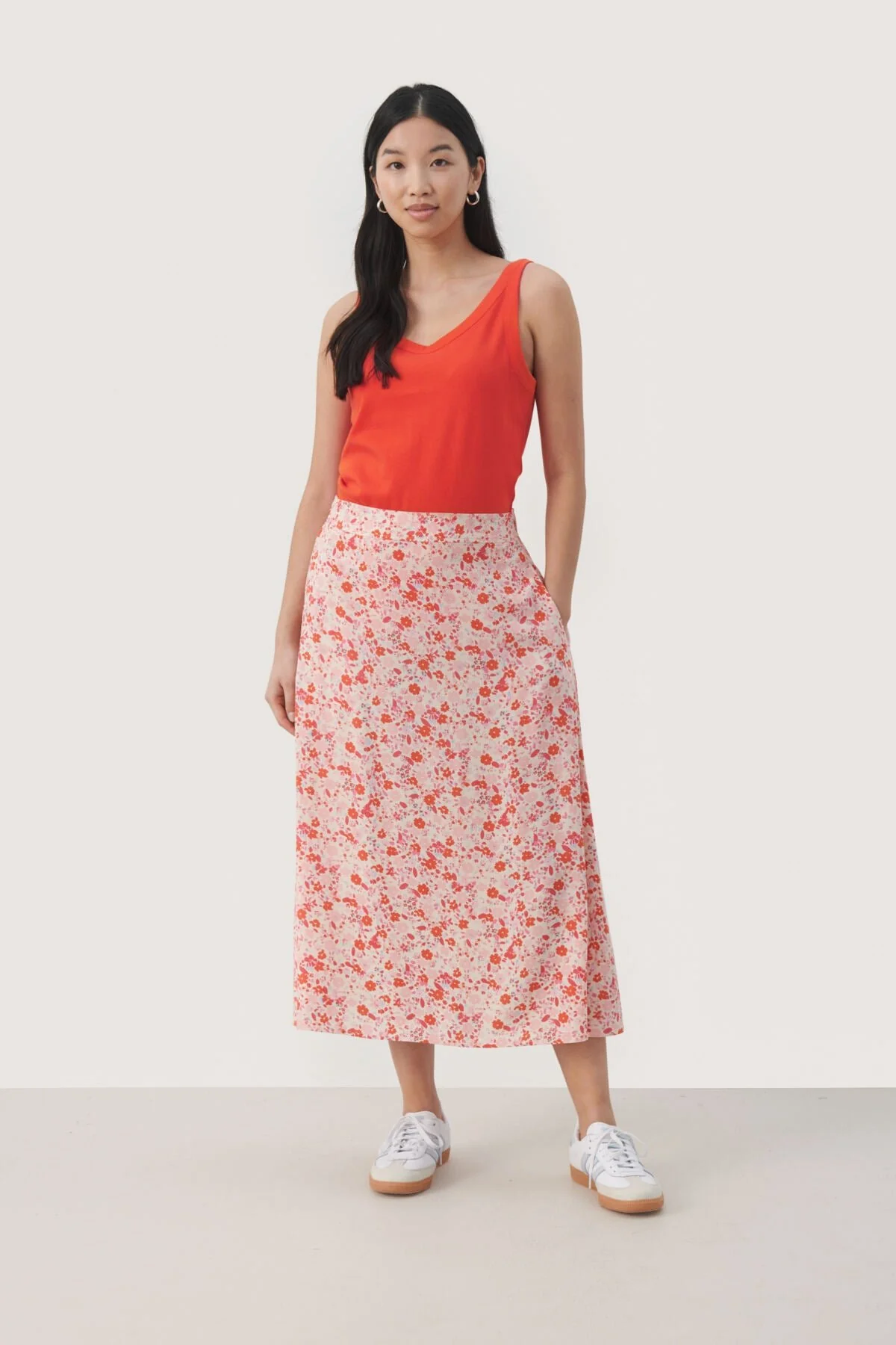 Biserapw Skirt Mandarin Red Mini Flower - Image 2