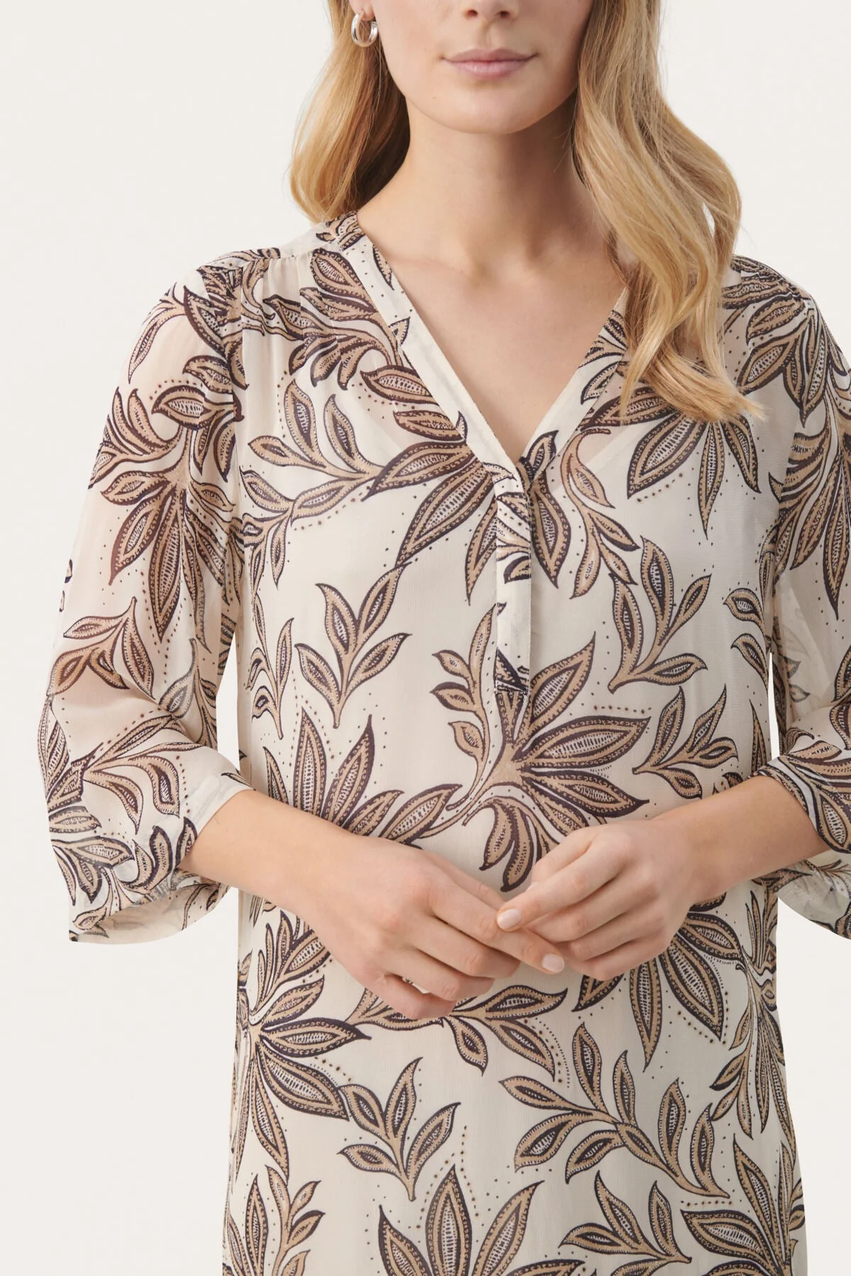 Beritpw Dress Black Delicate Leaf - Image 10