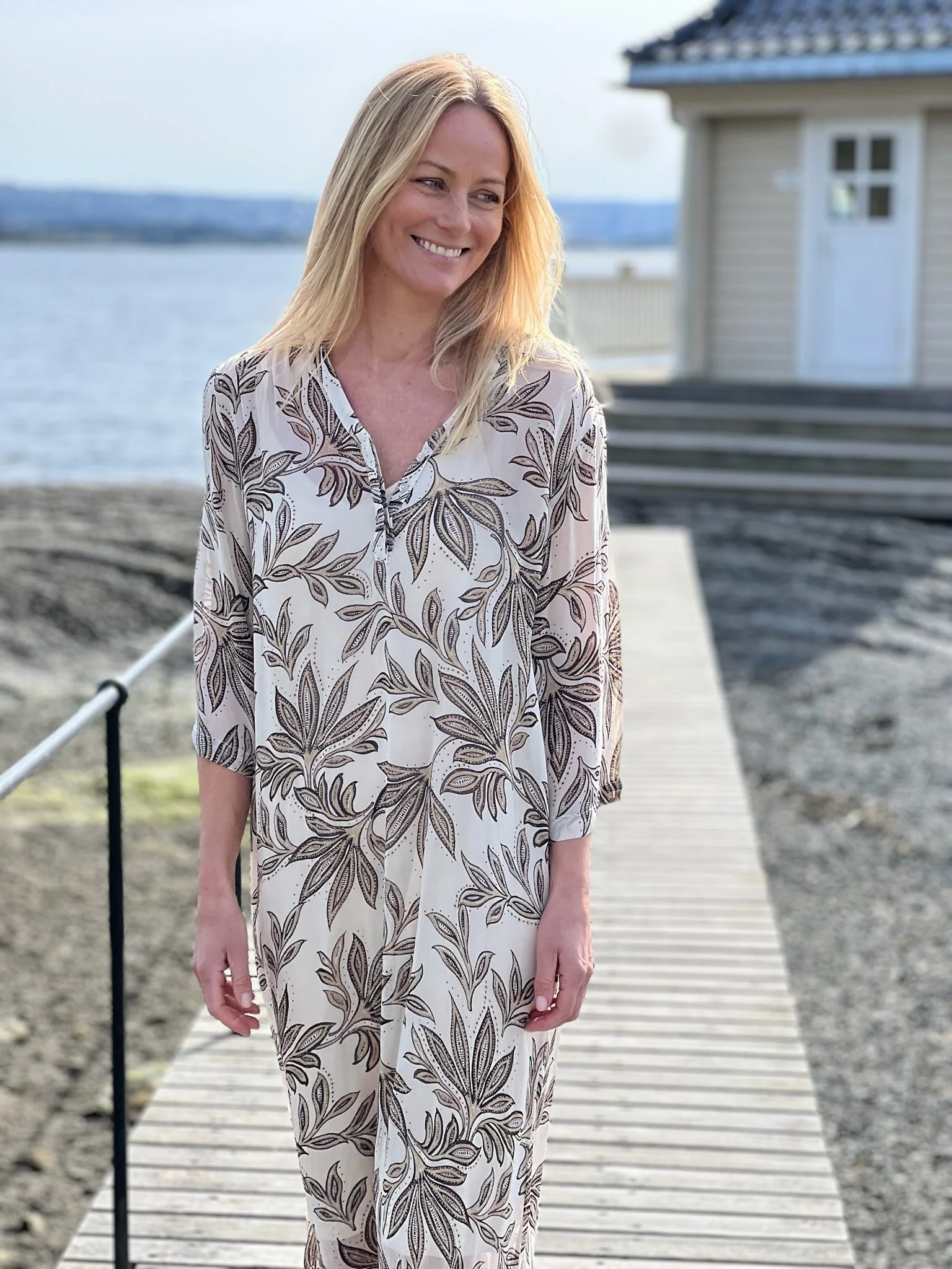 Beritpw Dress Black Delicate Leaf - Image 6