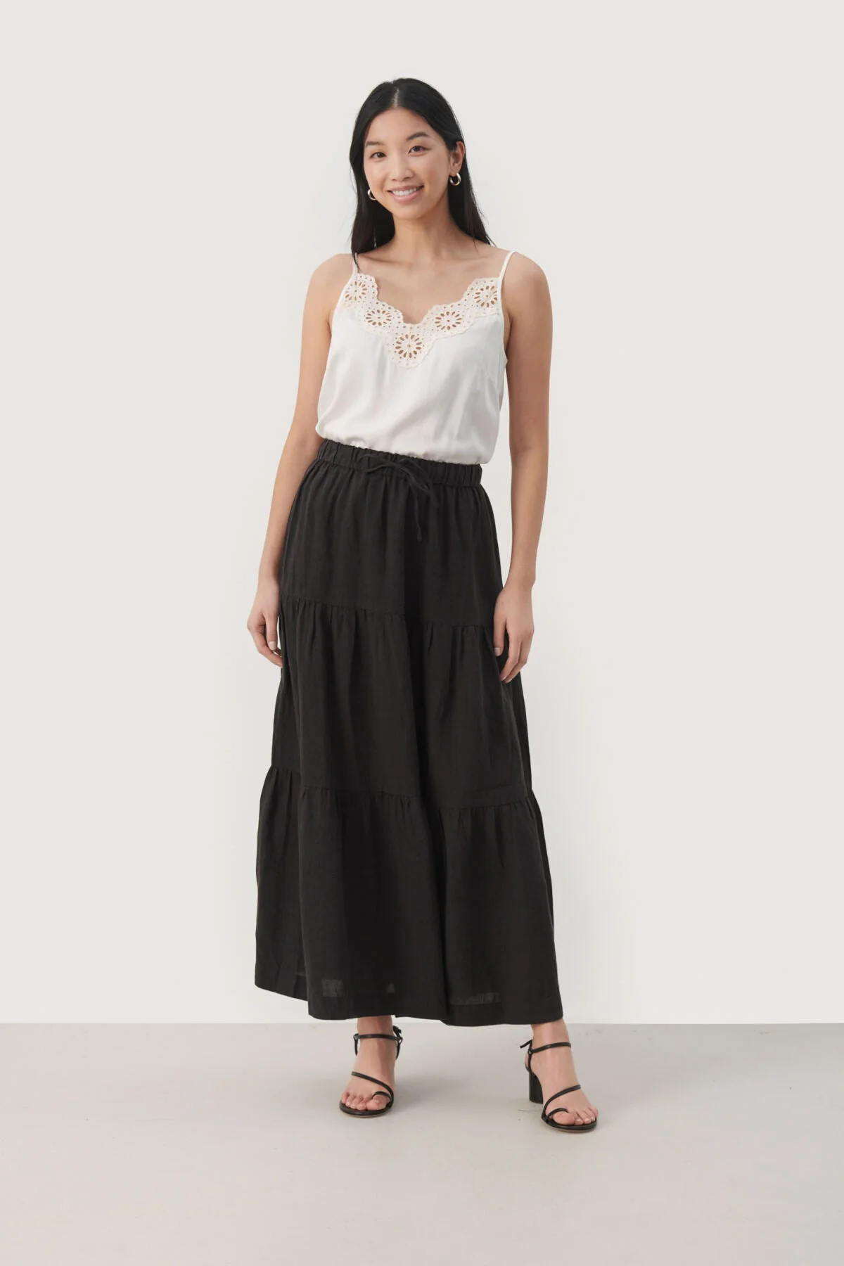 Getiapw Skirt Black - Image 2