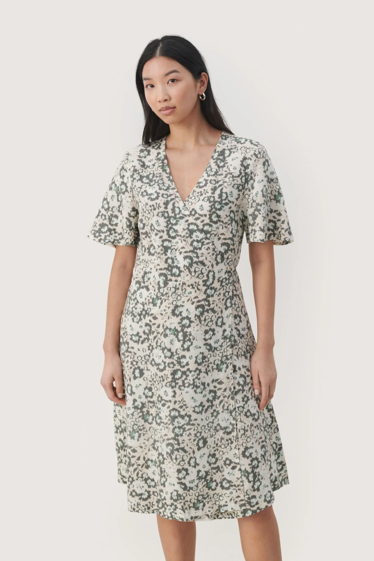 Gilandapw Dress Agave Green Blurred Flower - Image 6