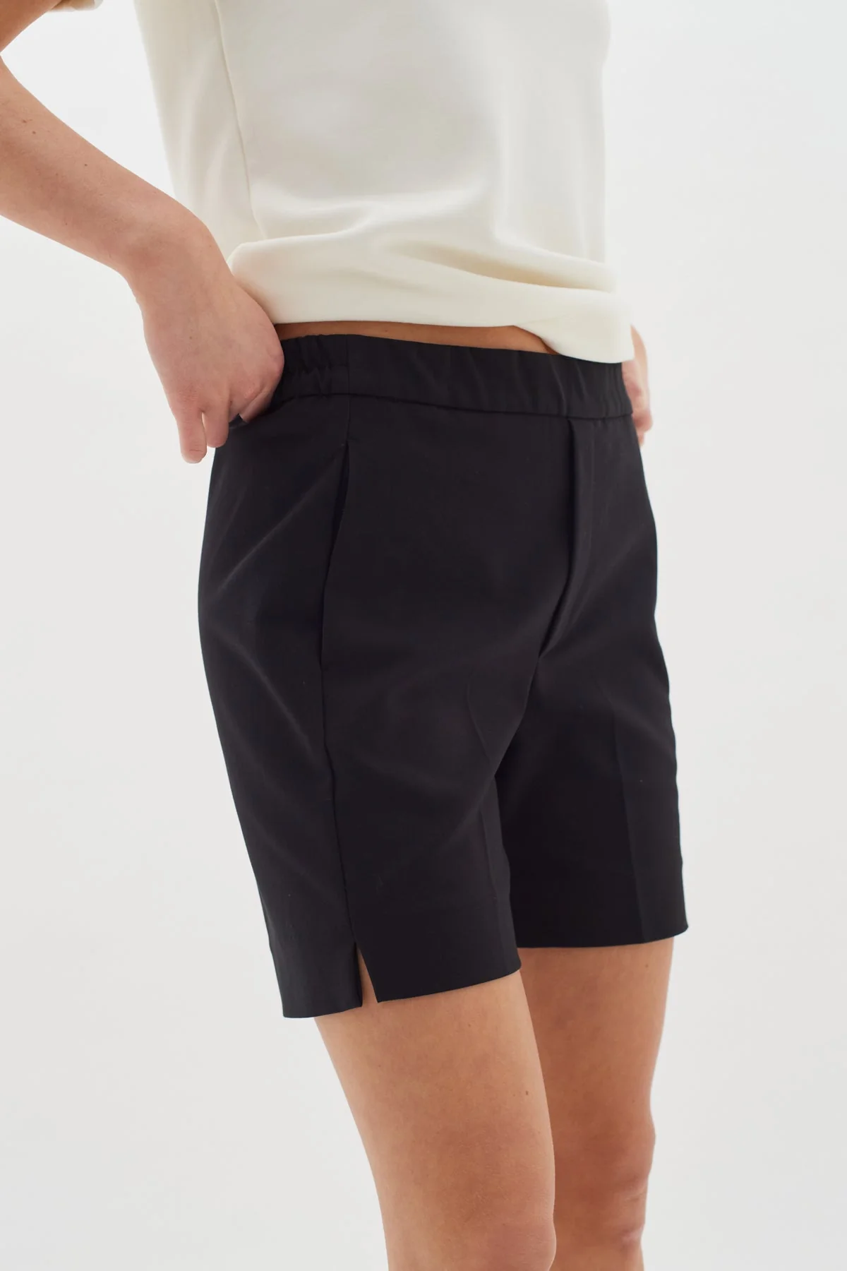 Ziggiiw Shorts Black - Image 6