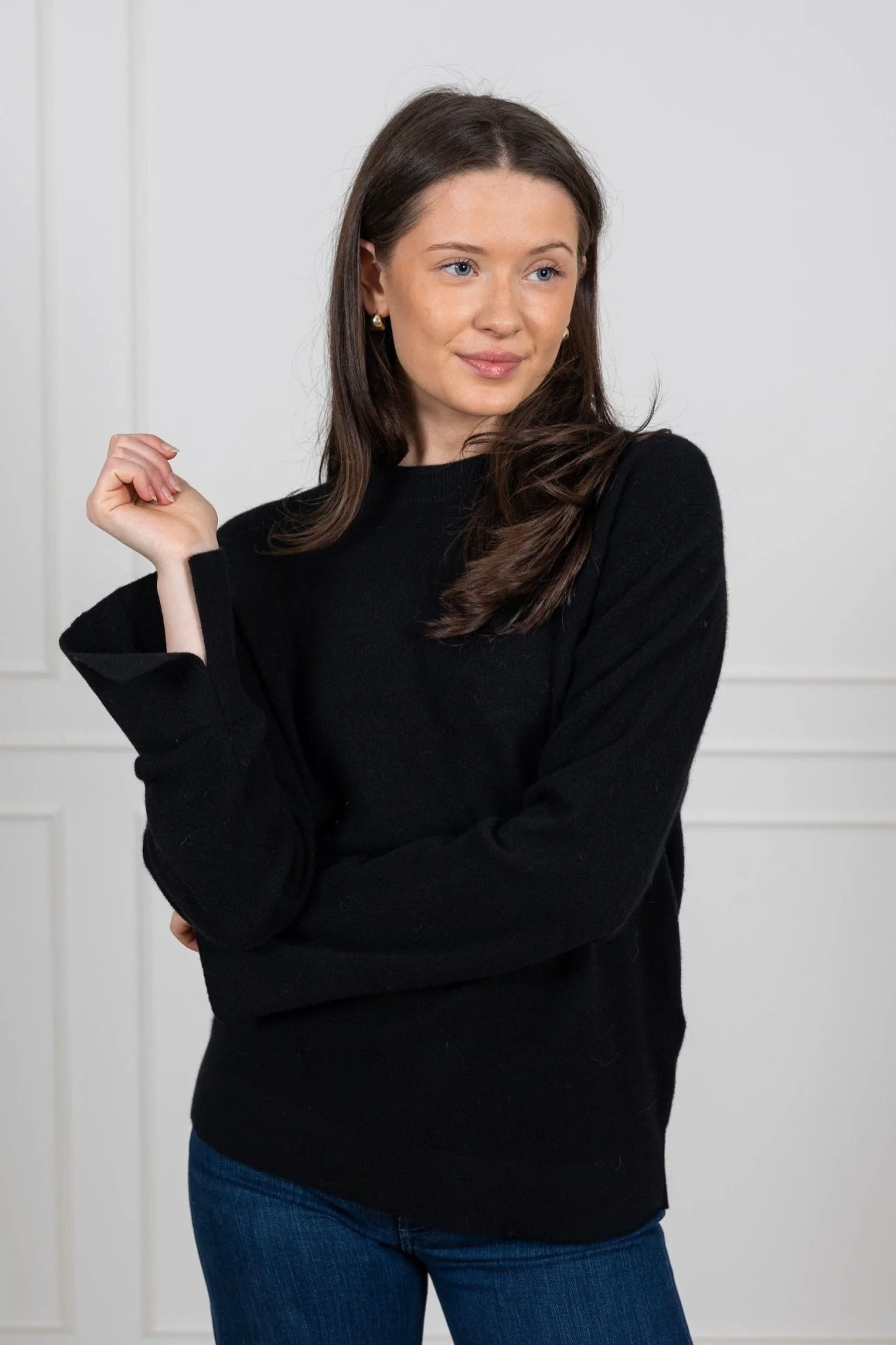 Yasemilie O-Neck Knit Pullover Black - Image 3