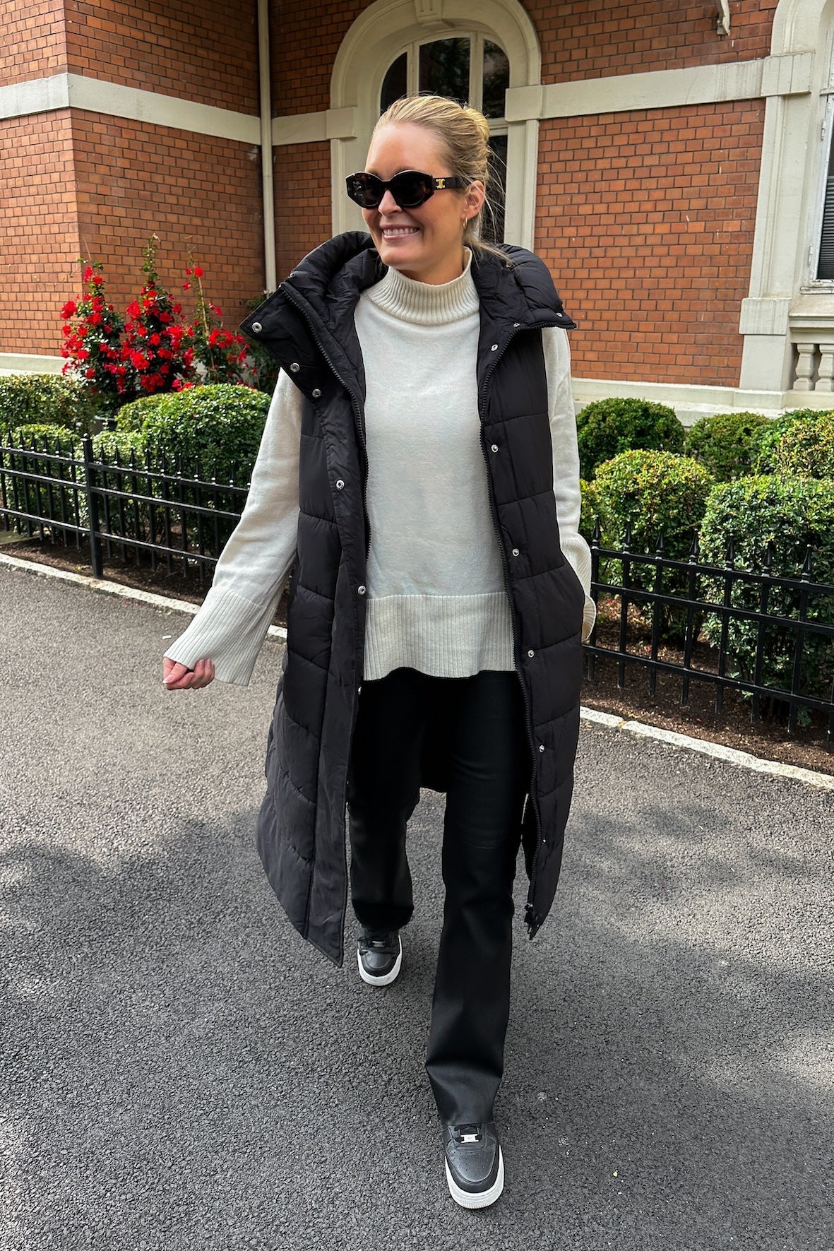 Yasliro Padded Vest Black - Image 3