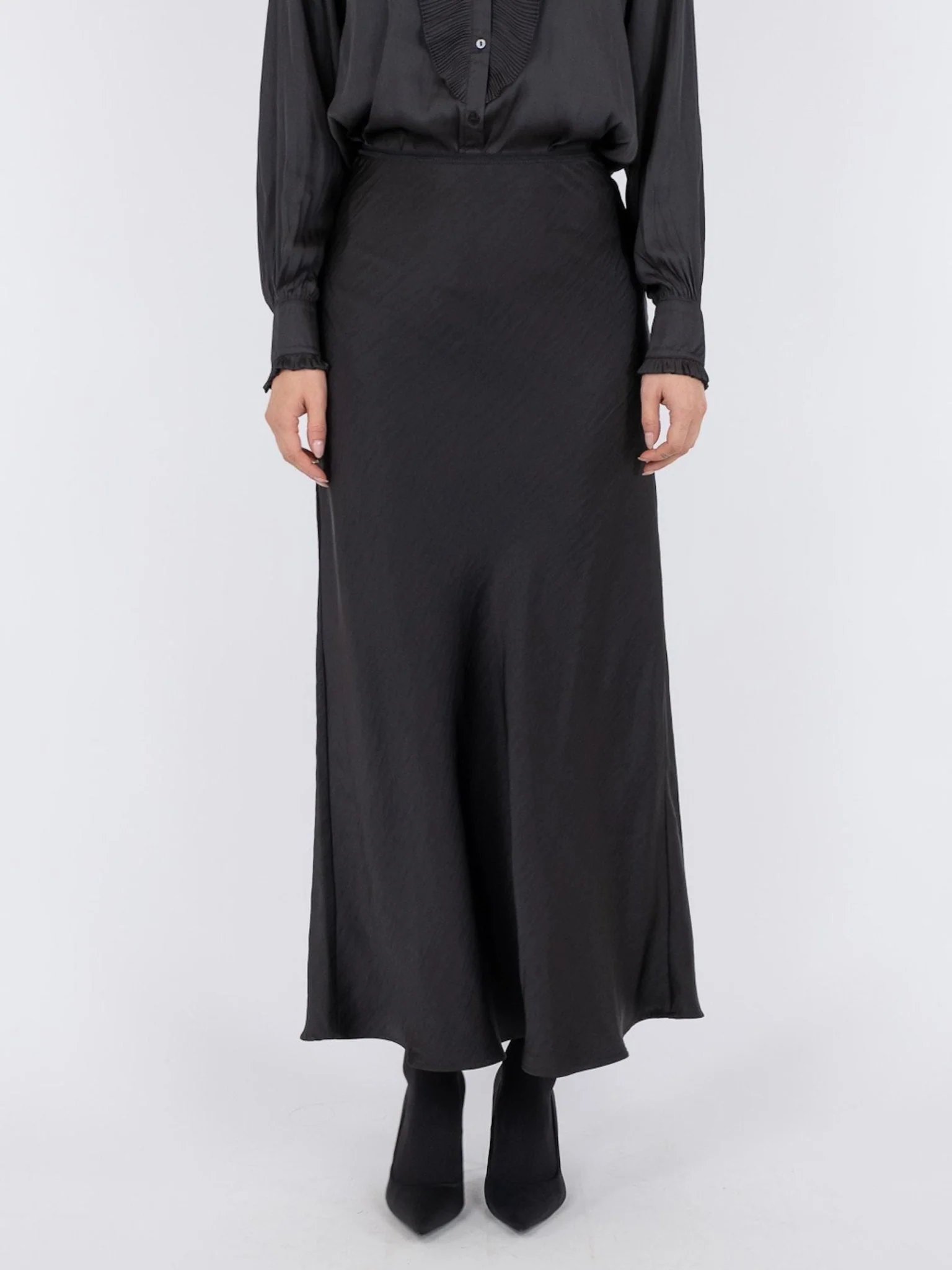 Vicky Heavy Sateen Skirt Black - Image 11