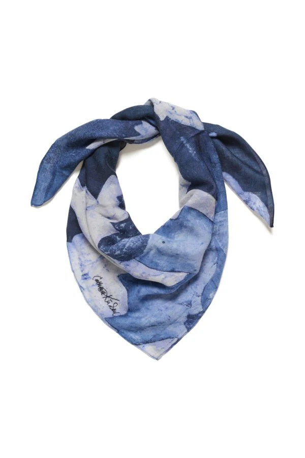 Felisiapw Scarf Blue Leaf