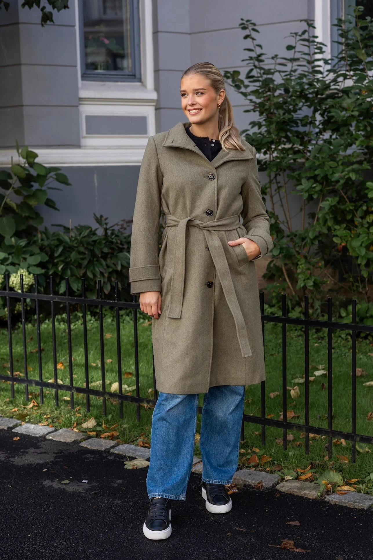 Lihannapw Outerwear Vetiver Melange - Image 3