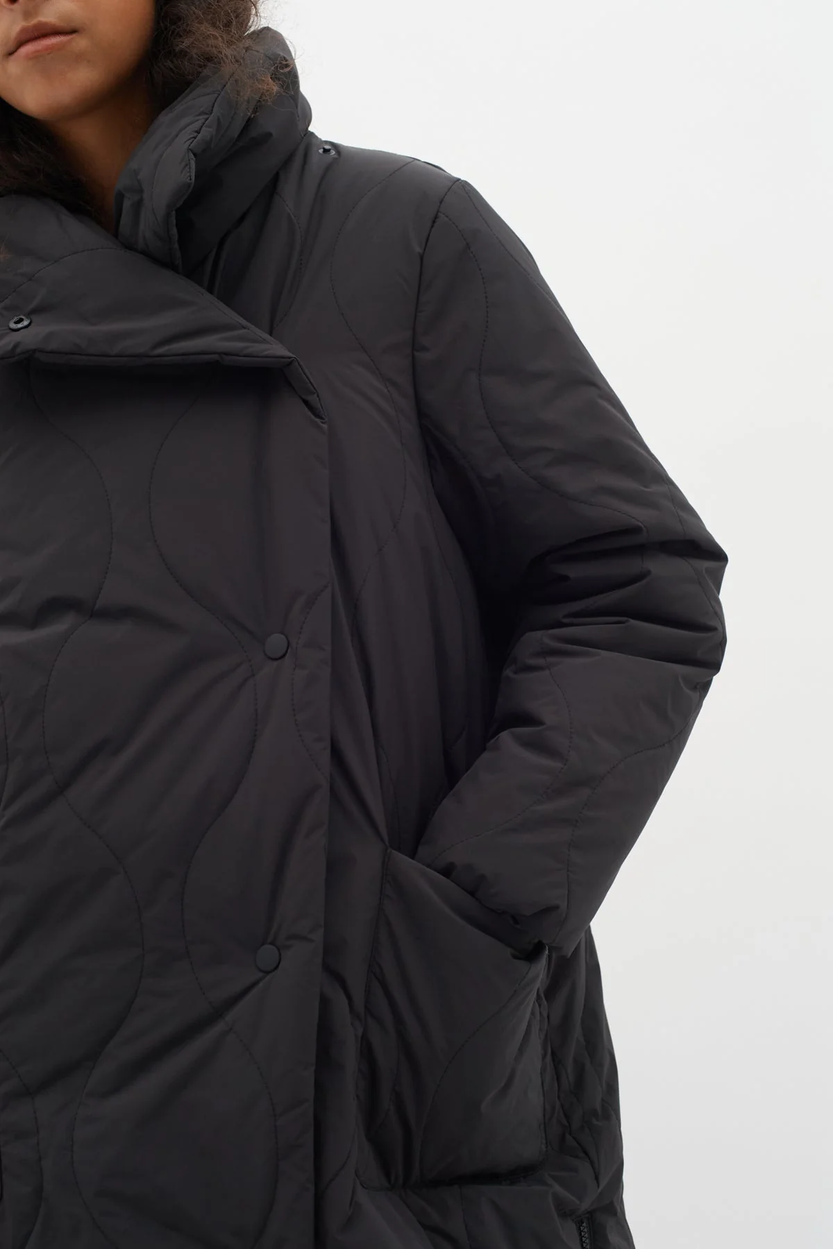 Leigan Long Coat Black - Image 4
