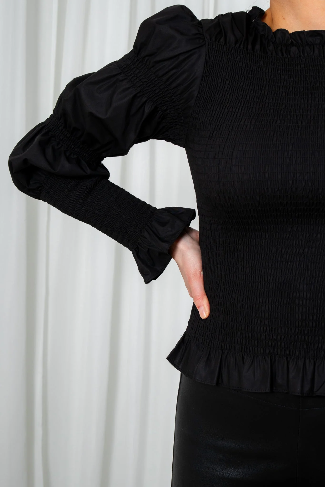 Chemma Ls Smock Top Black - Image 7