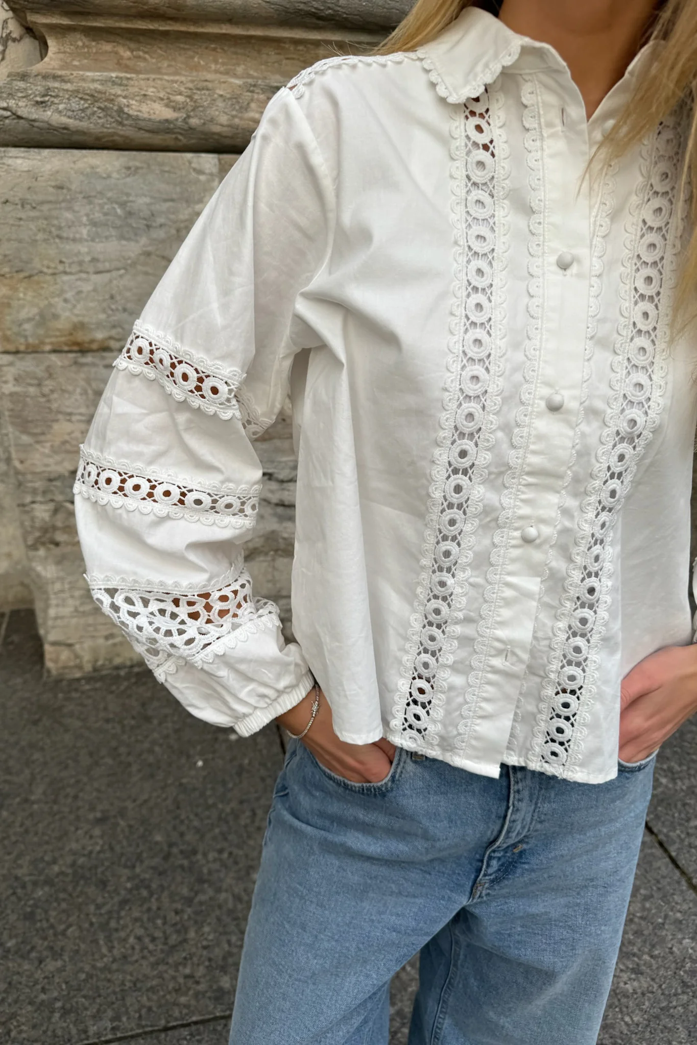 Vilda Shirt White - Image 10