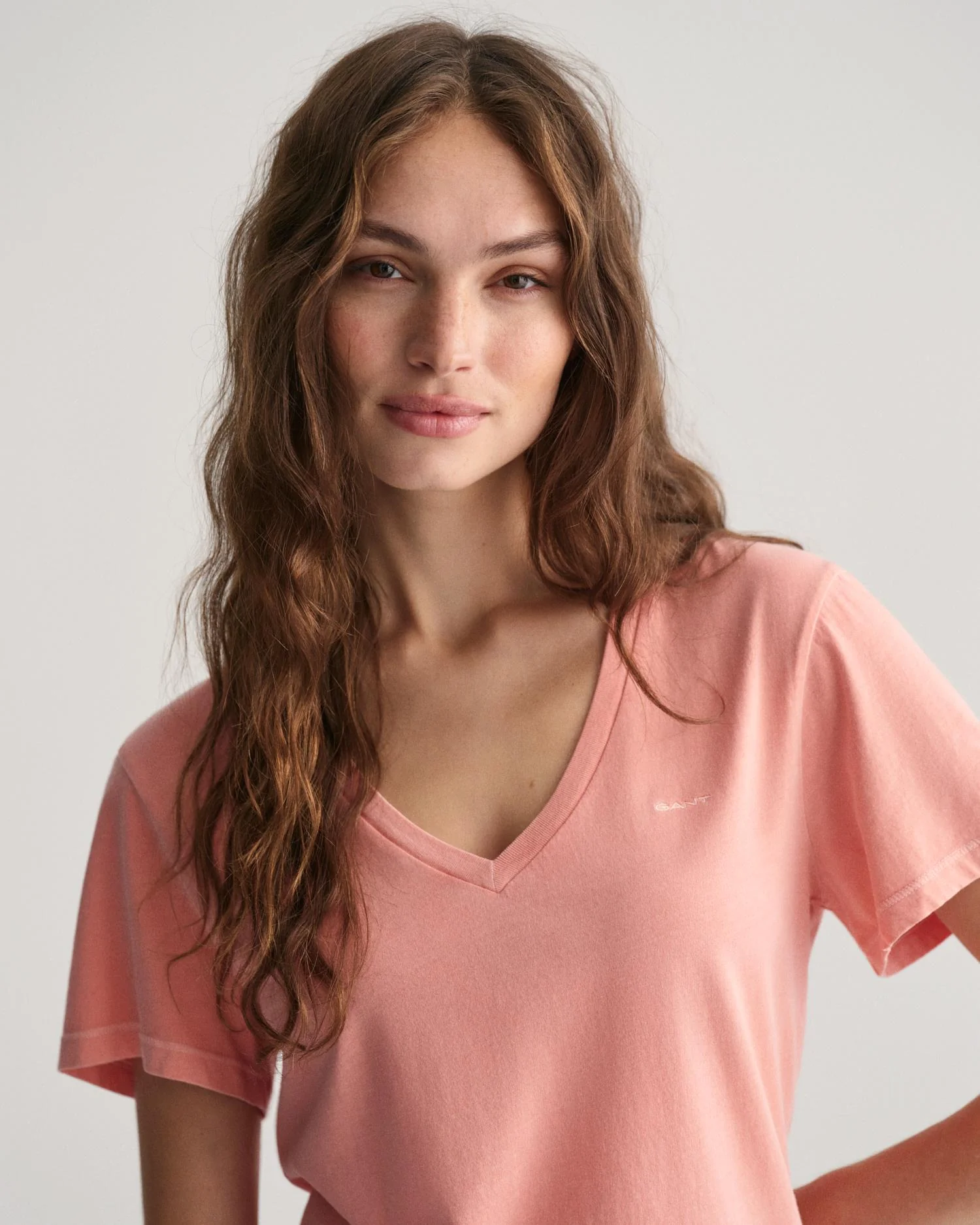 Sunfaded V-Neck T-Shirt Peachy Pink - Image 4