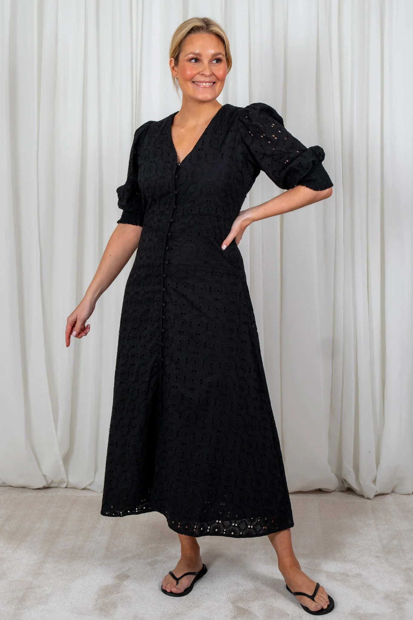 Cynthia Dress Black - Image 4