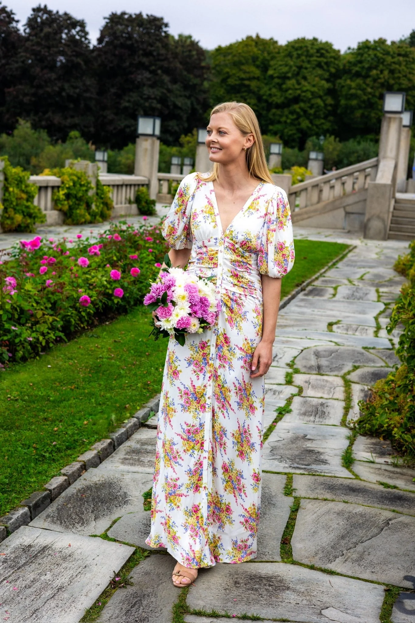 Crepe Satin Rouching Gown Bright Bouquet