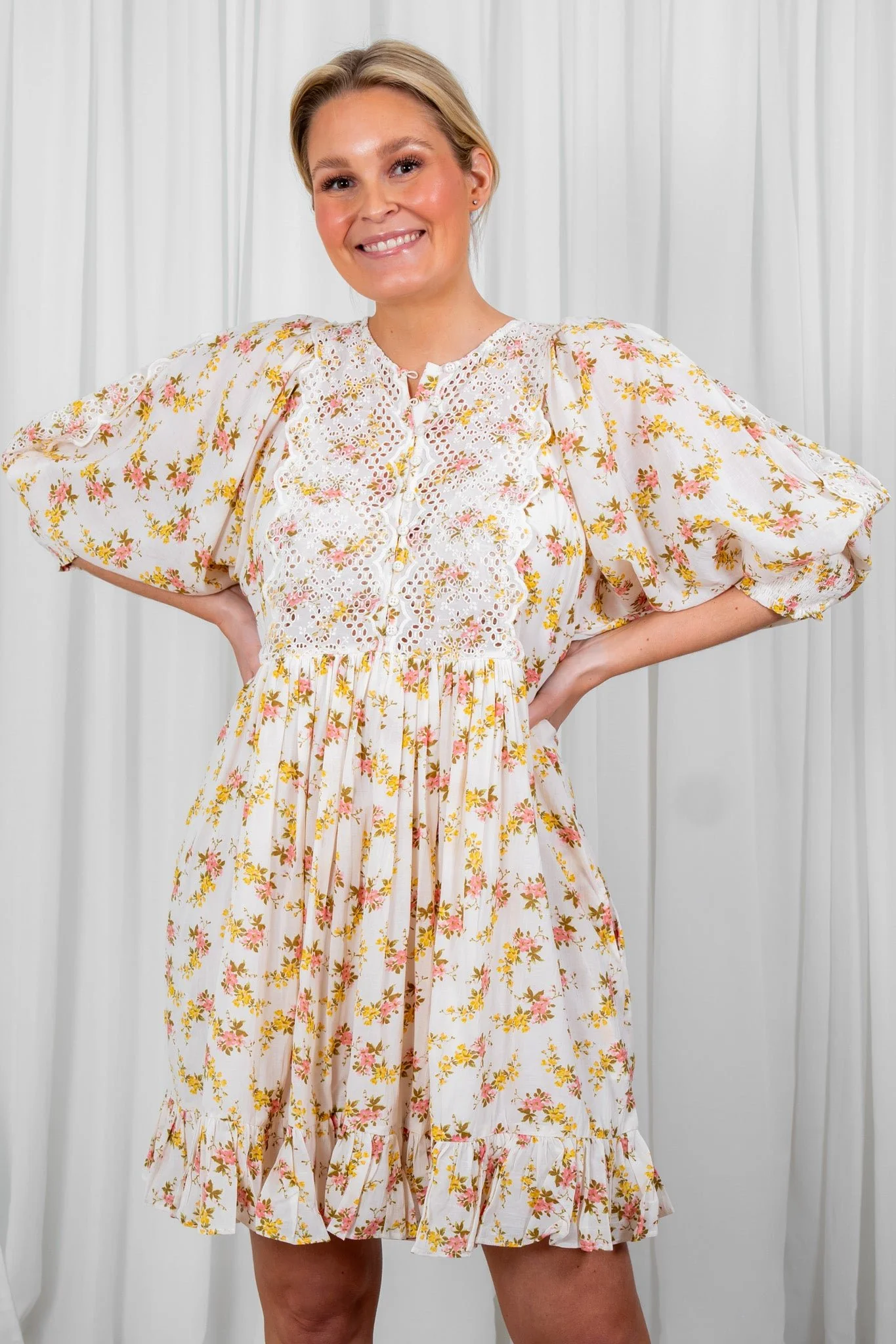 Cotton Slub Shift Dress Vinyl Wallpaper - Image 4