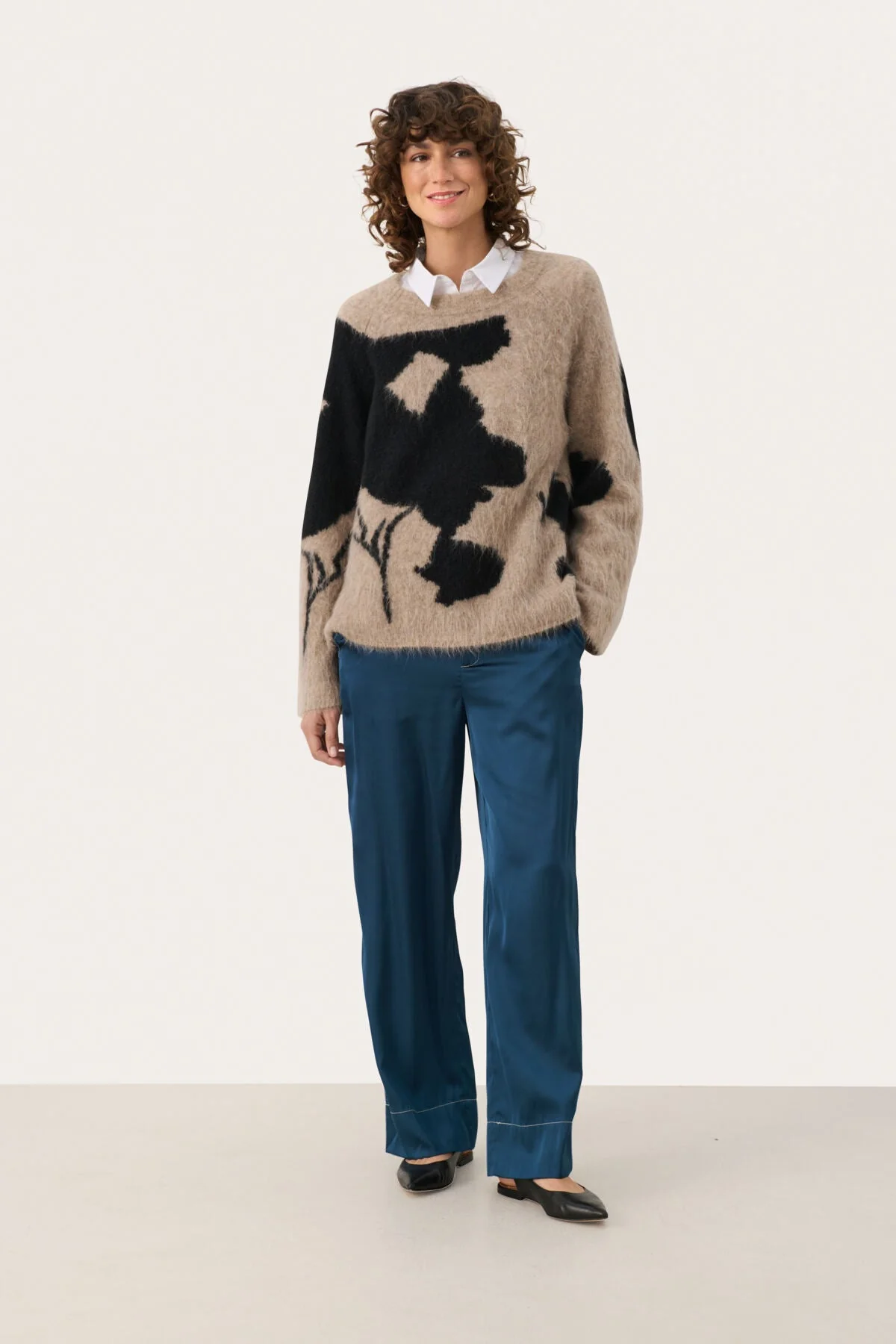 Lajlapw Pullover Mink Melange Blurred Flower - Image 5