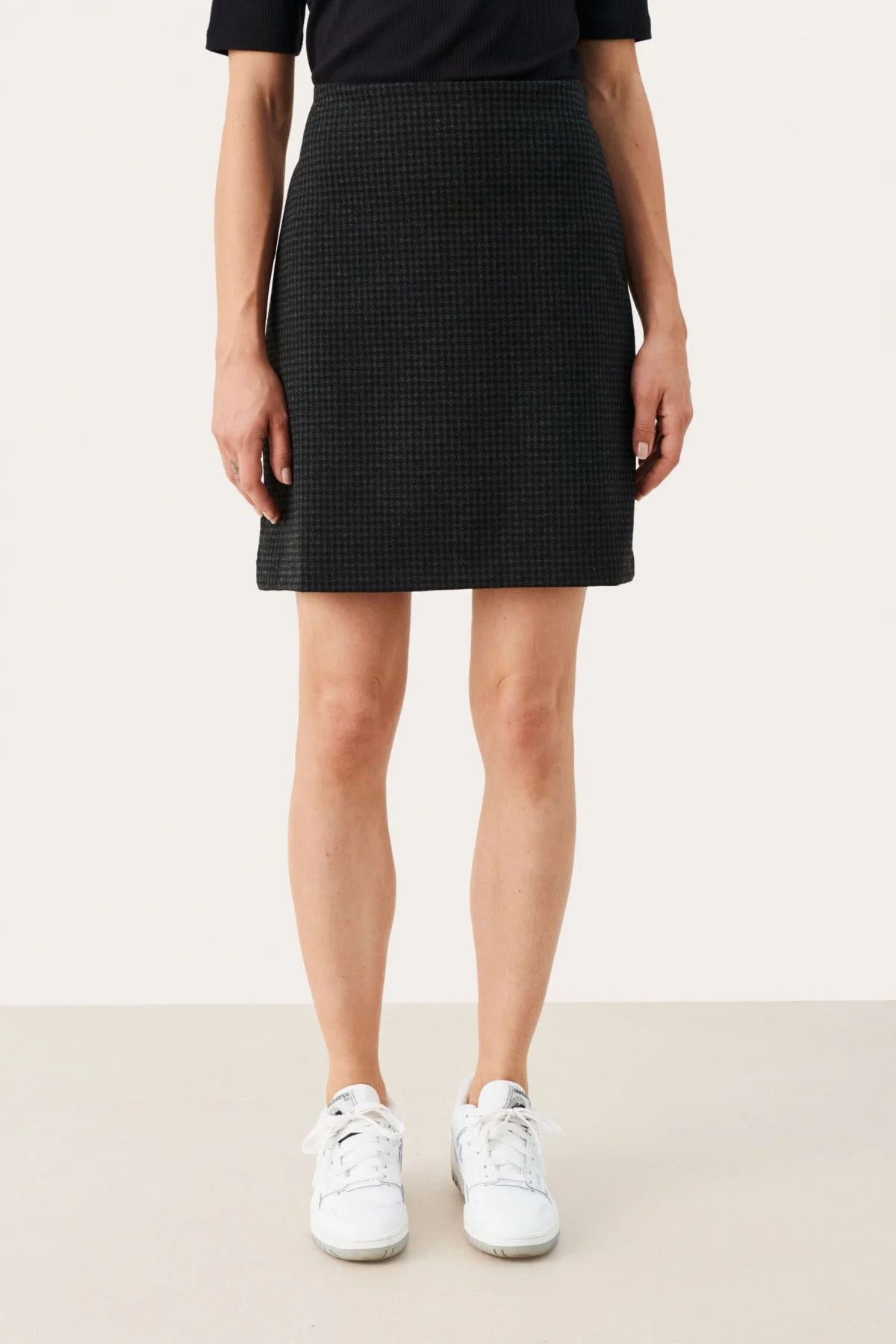 Corinnepw Skirt Dark Grey Check - Image 4