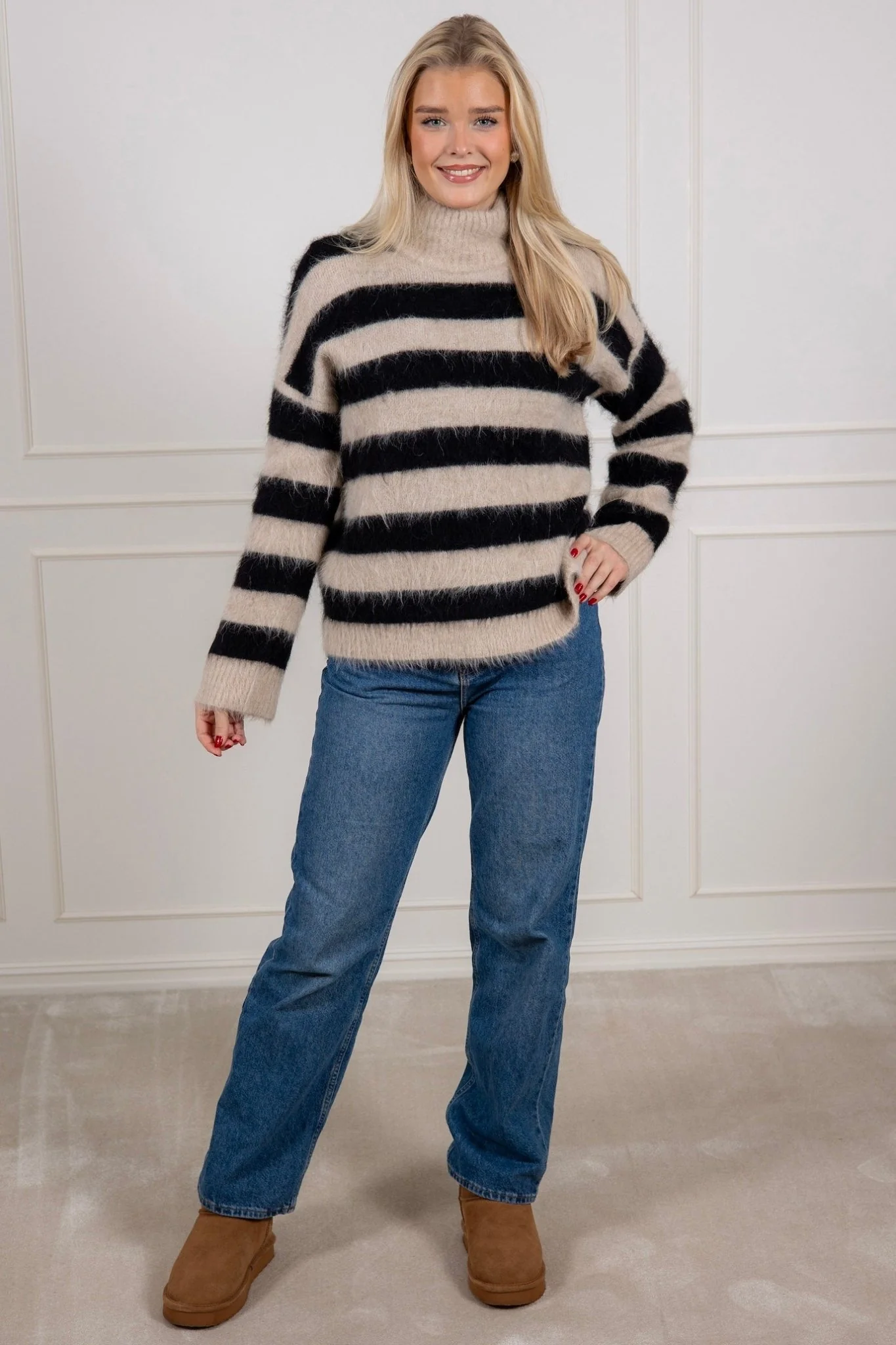 Liepapw Pullover Black Stripe - Image 5