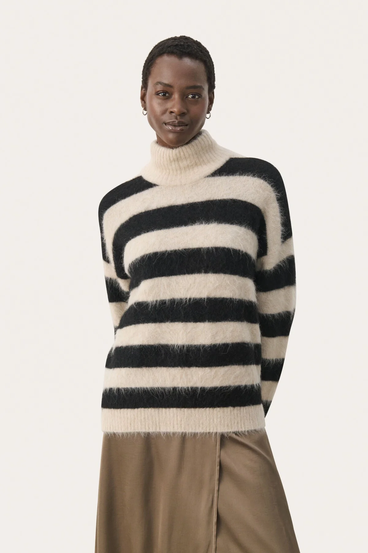 Liepapw Pullover Black Stripe - Image 8