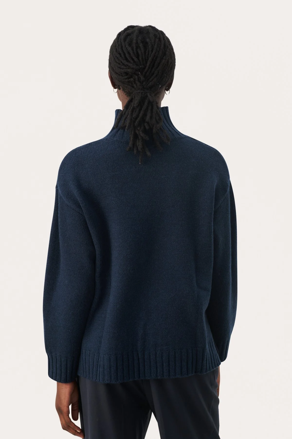 Lilyepw Pullover Navy Blazer - Image 6