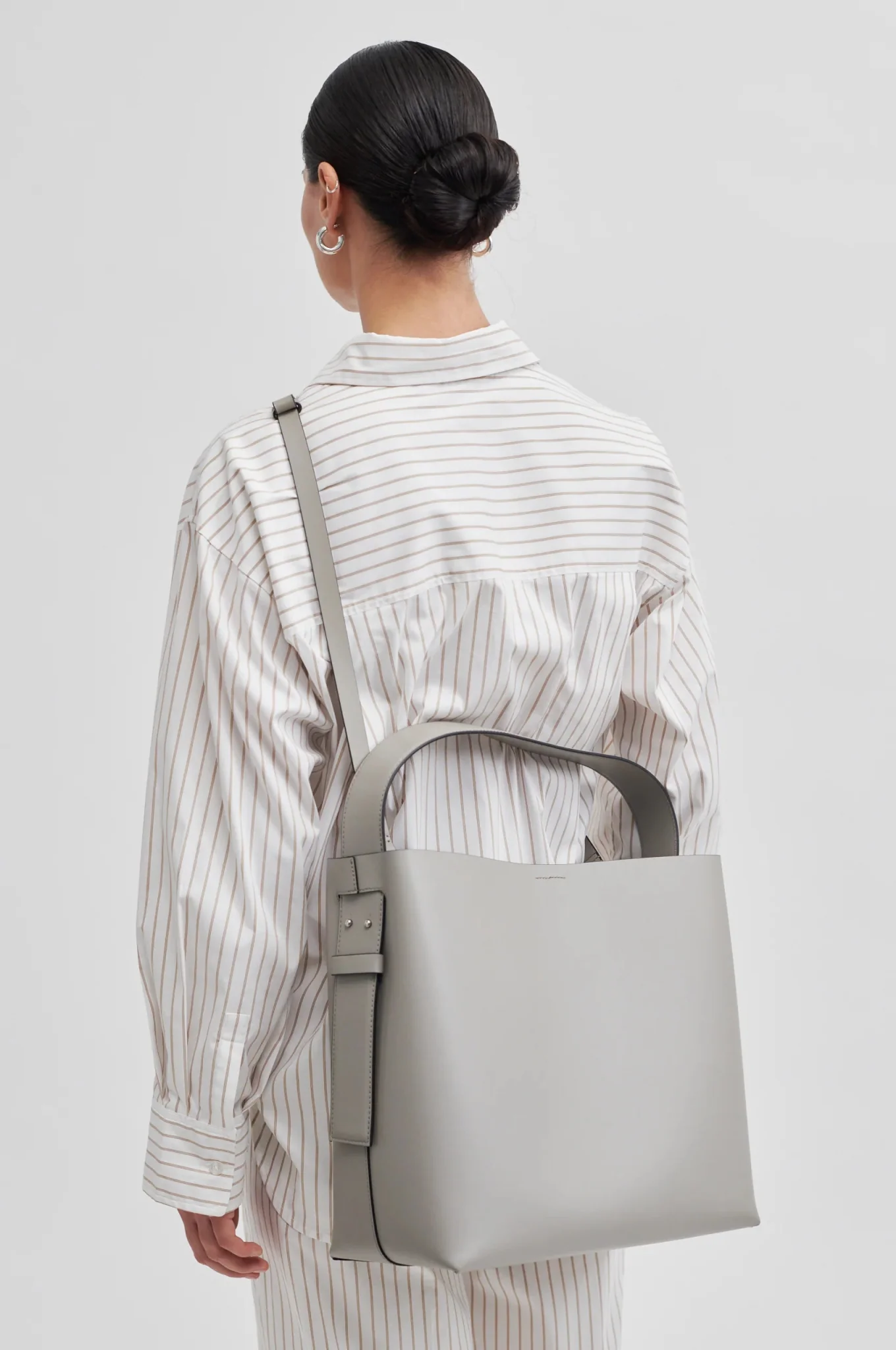 Leata Maxi Leather Bag Roasted Cashew - Image 3