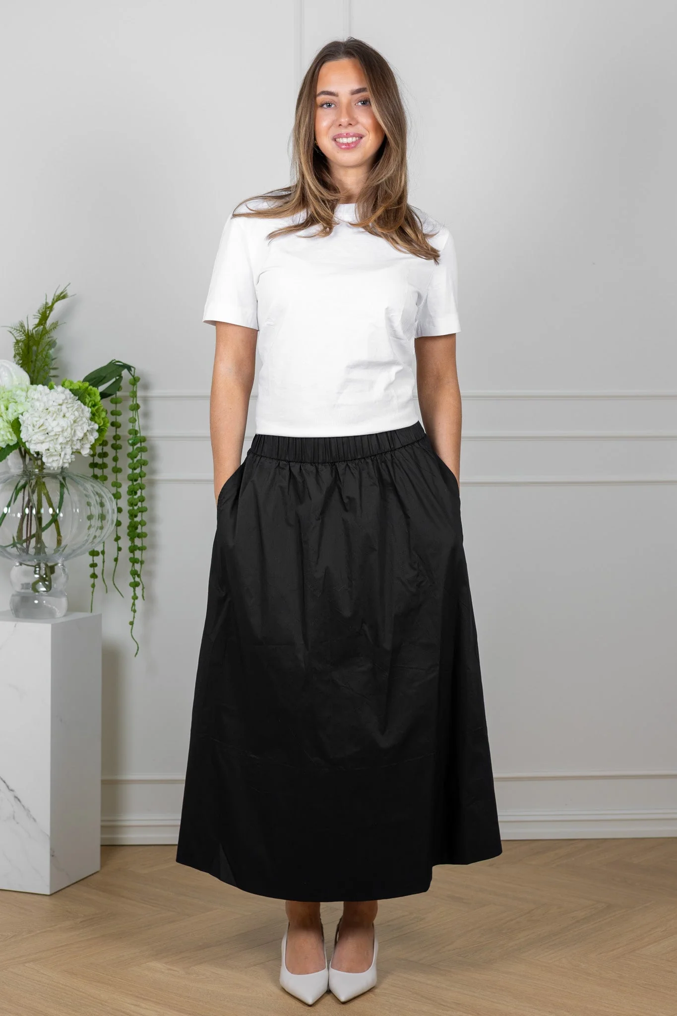 Yara Poplin Skirt Black