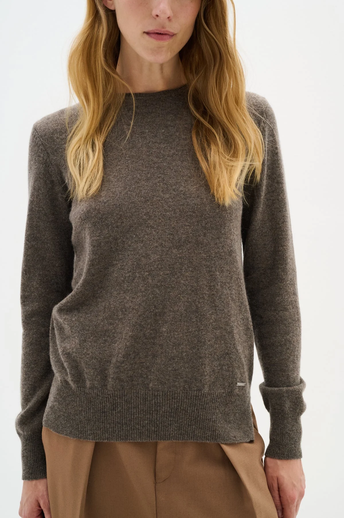 Lukkaiw Crew-Neck Pullover Brown Melange - Image 3