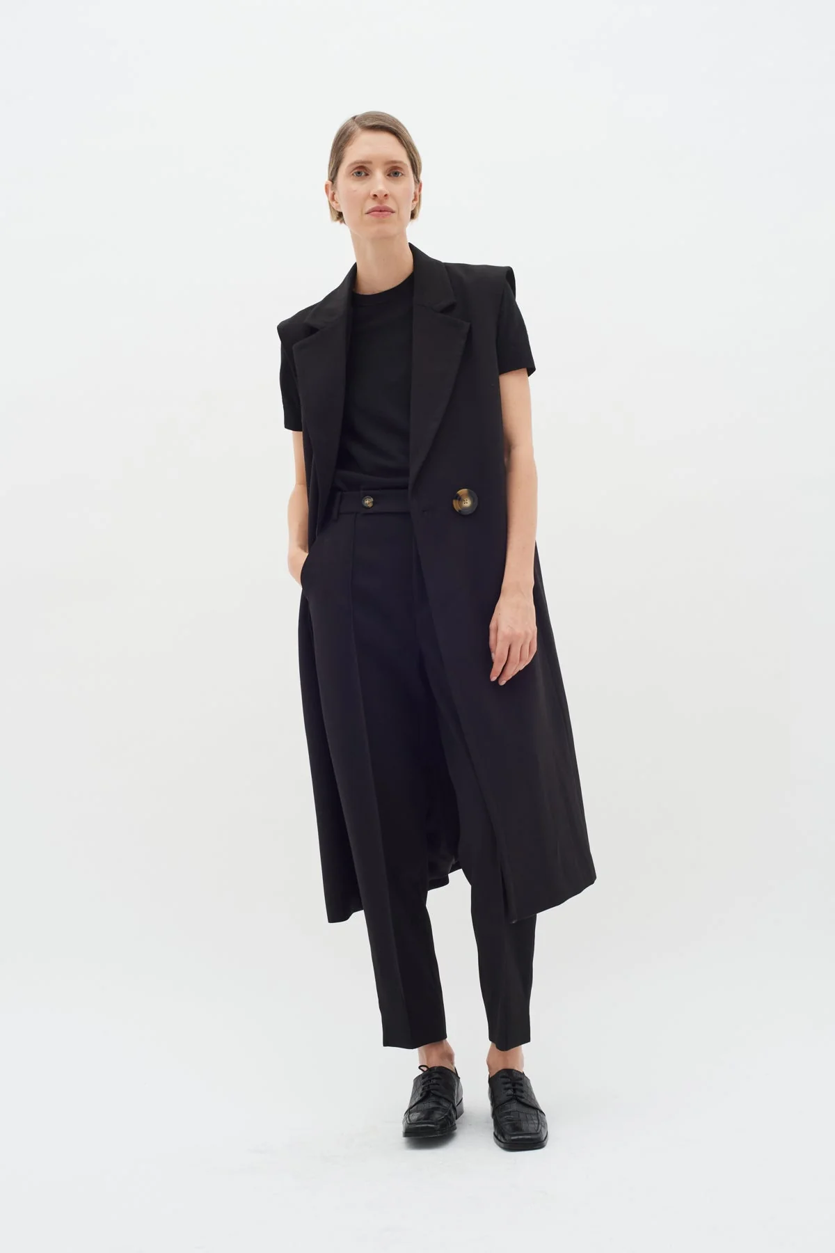 Kailiw Waistcoat Black - Image 3