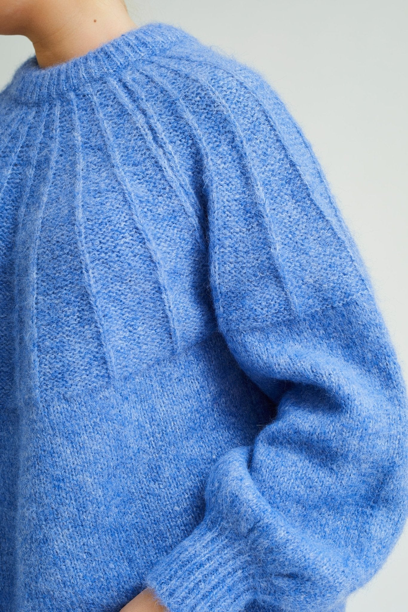 Patrisia Bow Knit Pullover Blue - Image 9