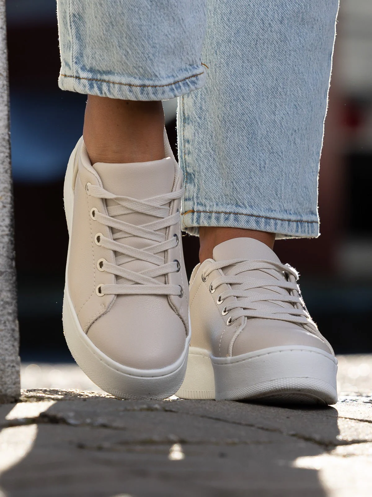Gorbio Chunky Sneaker Beige - Image 8