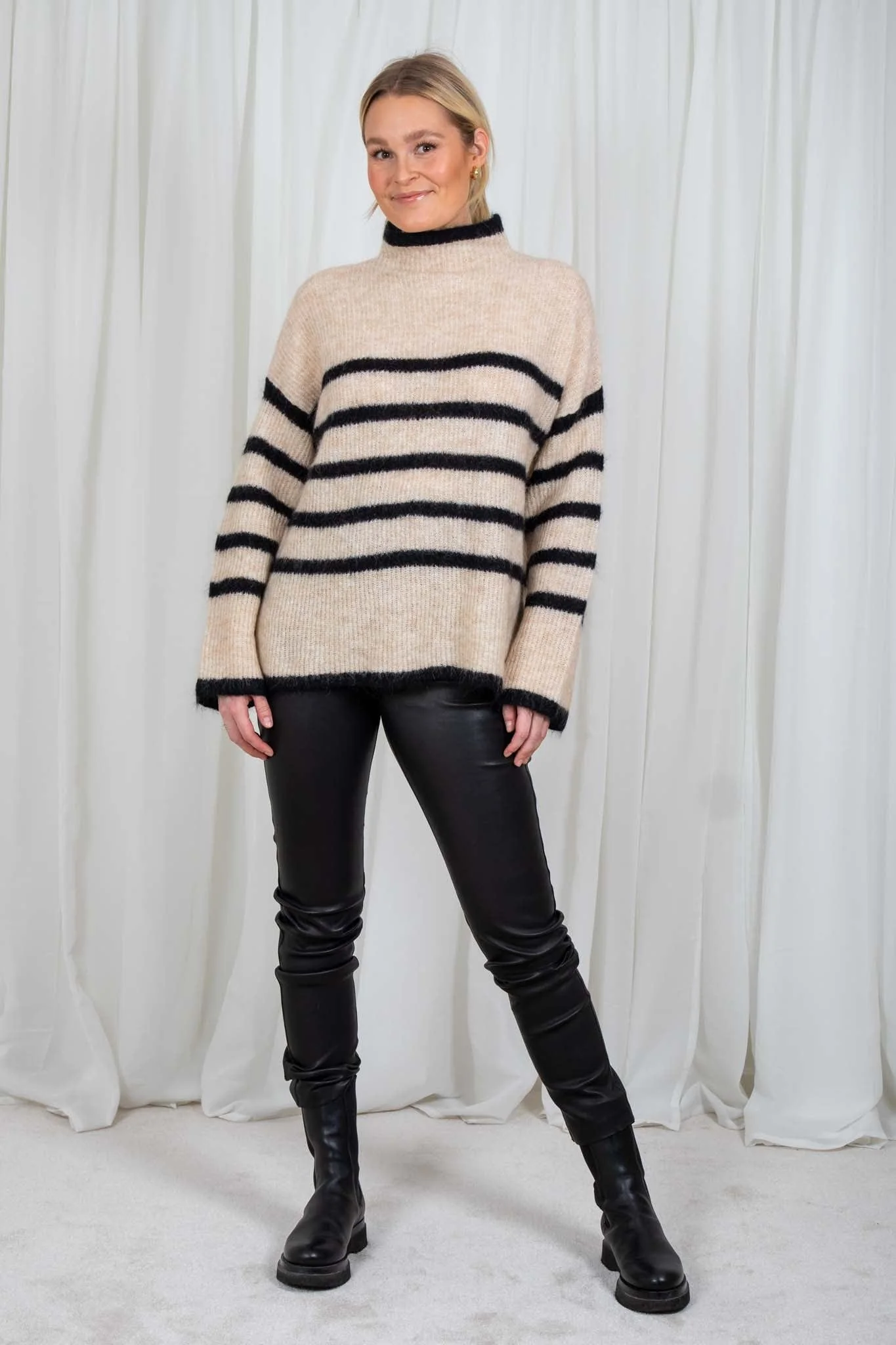 Luella Leggings Premium Black - Image 3